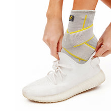 Load image into Gallery viewer, NEW ! ! <br/>FS60 Ankle Airy Sleeve Breathable & 4-way stretch with Wrap (Pair)