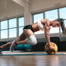 Load image into Gallery viewer, BRACOO KS91 Knee Fulcrum Sleeve Breathable with Ergonomic Cushion Pad (pair) (*patented)