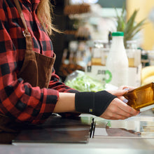 Load image into Gallery viewer, BRACOO WS10 Wrist Fulcrum Wrap Easy Fit