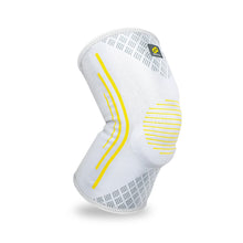 Load image into Gallery viewer, BRACOO KS91 Knee Fulcrum Sleeve Breathable with Ergonomic Cushion Pad (pair) (*patented)

